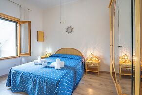 Brezza Apartment Near The Sea