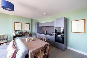 Inviting Flat near City Centre