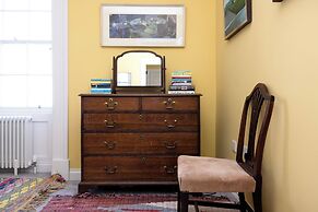Inviting Flat near City Centre