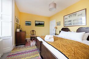 Inviting Flat near City Centre