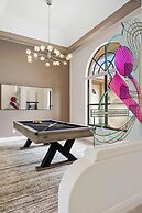 Grand 6BR Plantation Estate w/ Tennis & Pool