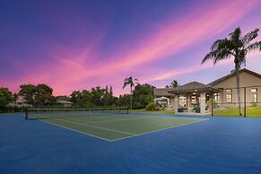 Grand 6BR Plantation Estate w/ Tennis & Pool