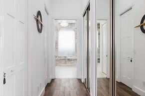 Grand 6BR Plantation Estate w/ Tennis & Pool