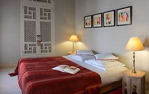 Charming Riad and Douiria Swimming Pool Private