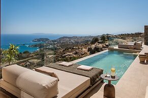 Villa Helios - Elevate Your Senses