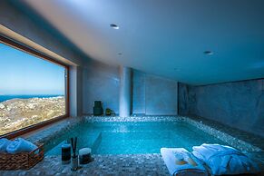 Villa Helios - Elevate Your Senses