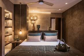 Villa Helios - Elevate Your Senses