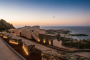 Villa Helios - Elevate Your Senses