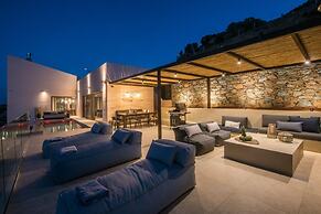 Villa Ouranos - Where the World Unfolds Before you