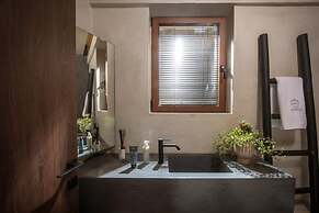 Villa Ouranos - Where the World Unfolds Before you