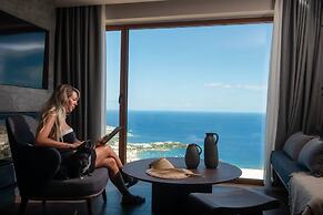 Villa Ouranos - Where the World Unfolds Before you