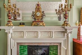 The Grand Old Boy - Marylebone - by Frankie Says