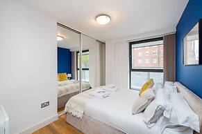 The Queen s Retreat - Camden - by Frankie Says