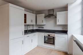 Dolls House - Farringdon - by Frankie Says