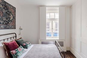 A Starry Starry Night - Borough - by Frankie Says