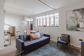 Parkside House - Regent s Park - by Frankie Says