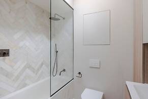 Parkside House - Regent s Park - by Frankie Says