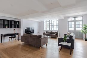 Law Order - Farringdon - by Frankie Says