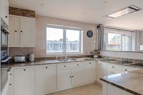 The Roof is on Fire - Farringdon - by Frankie Says