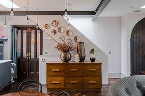 The Dream Factory - Borough - by Frankie Says