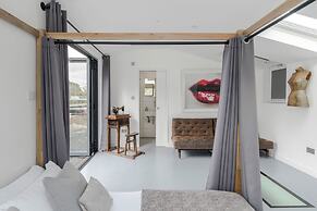 The Shard-view Shindig - Borough - by Frankie Says