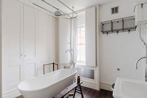 The Shard-view Shindig - Borough - by Frankie Says