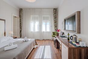 Bastion Luxury Rooms