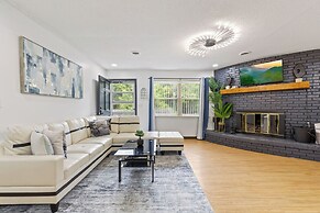 Noir Manor 3BR House