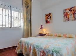 Calma Holiday Home 22606