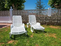Calma Holiday Home 22606