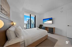 Contemporary Miami Getaway with Bay View