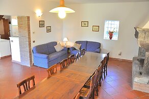 Villa i Noccioli - 18 Sleeps Private Pool