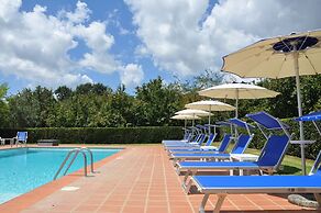 Villa i Noccioli - 18 Sleeps Private Pool