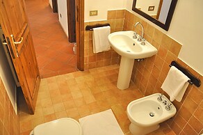 Villa i Noccioli - 18 Sleeps Private Pool