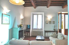 Villa Montecasciano - 8 Sleeps Private Garden