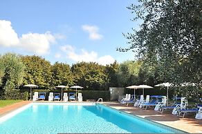 Villa Montecasciano - 8 Sleeps Private Garden
