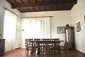 Villa Montecasciano - 8 Sleeps Private Garden
