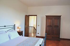 Villa Montecasciano - 8 Sleeps Private Garden