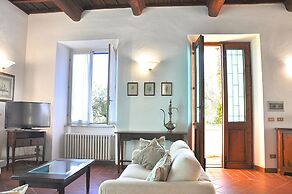 Villa Montecasciano - 8 Sleeps Private Garden