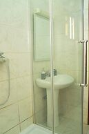 Modern Chic Apartment Yaoundé