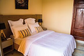 Modern Chic Apartment Yaoundé