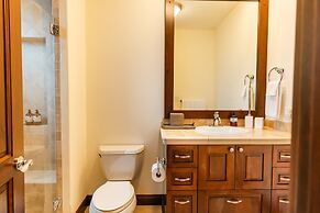 CR Luxury Altavista 2B 3 Bdrm