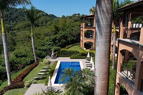 CR Luxury Altavista 2B 3 Bdrm