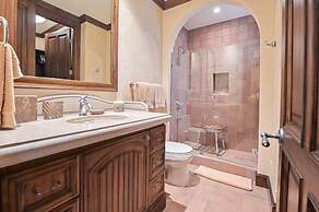 CR Luxury Montebello 3F 3 Bdrm