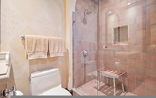 CR Luxury Montebello 3F 3 Bdrm