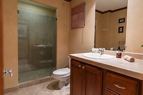 CR Luxury Veranda 7B 2 Bdrm