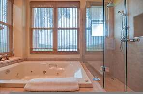 CR Luxury Terrazas 3A 3 Bdrm