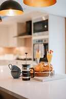 Luxury Langtoft Stud - Sleeps 10