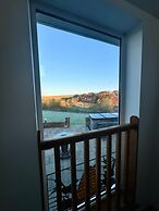 Luxury Langtoft Stud - Sleeps 10