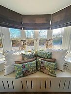 Luxury Langtoft Stud - Sleeps 10